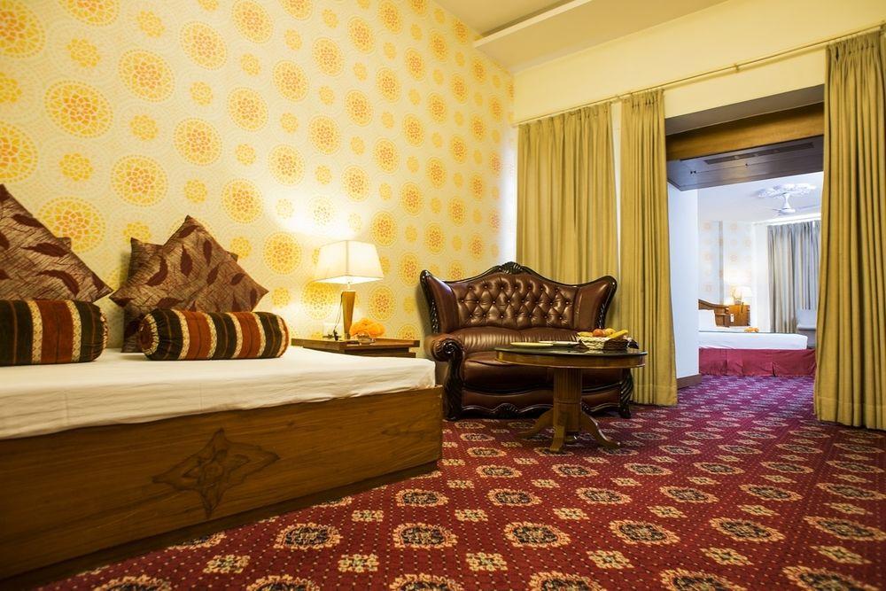 Hotel Jaipur Palace Esterno foto