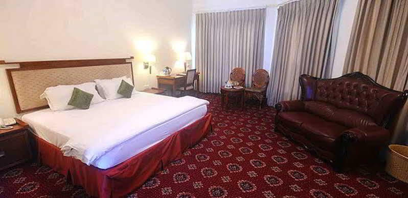 Hotel Jaipur Palace Esterno foto